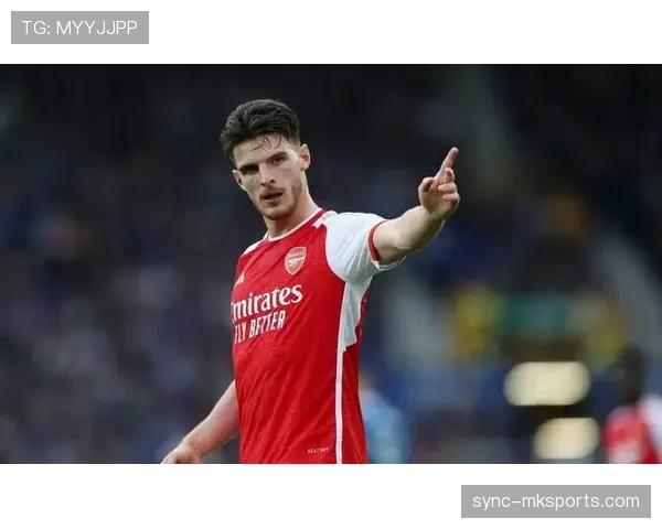 赖斯未来成谜，多家豪门争抢英格兰中场核心