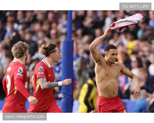 萨拉赫独特盘带技术持续提升，展现足球艺术的新境界