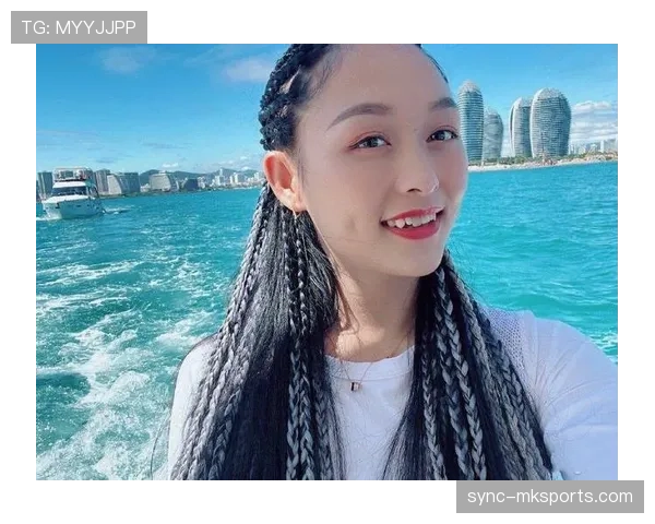 常园训练完直接啃鸡腿，这自律和放纵切换也太丝滑了吧